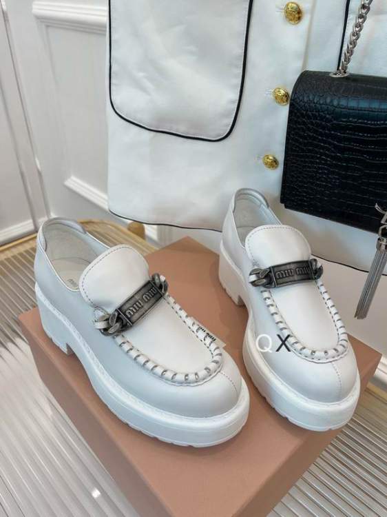 Picture of Miumiu Shoes _SKUmiumiusz35-40JX010118130